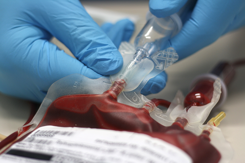 cold storage for a blood transfusion bag